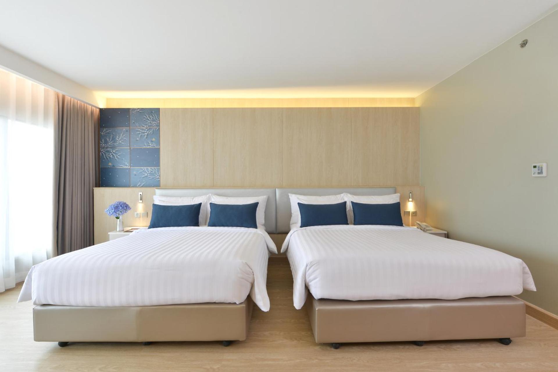 Centre Point Plus Hotel Pratunam Бангкок Екстер'єр фото