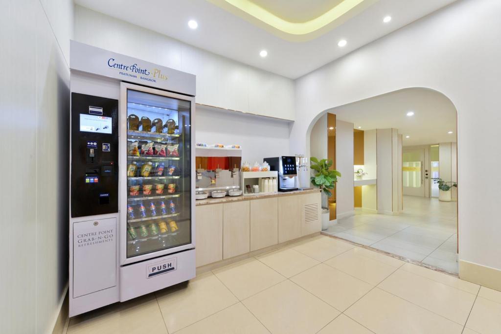 Centre Point Plus Hotel Pratunam Бангкок Екстер'єр фото